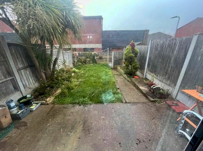 3 Bedroom Terraced House To Rent In Limes Avenue, Barkingside IG7