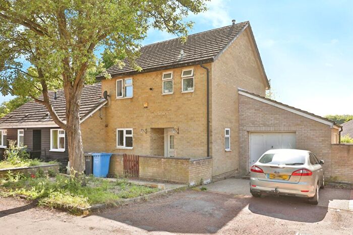 3 Bedroom Semi-Detached House For Sale In Swafield Street, Norwich, NR5