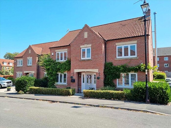 4 Bedroom Detached House For Sale In Kinross Road, Greylees, NG34