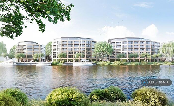 2 Bedroom Flat To Rent In Yacht Club Place, Nottingham, NG2