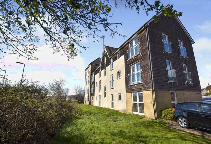 2 Bedroom Apartment To Rent In Stonham Place, Chelmsford, Essex, CM2
