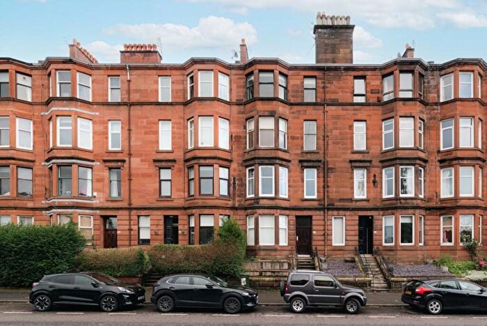 2 Bedroom Flat For Sale In Crow Road, Broomhill, G11