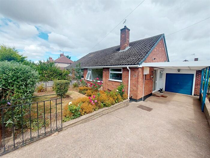 2 Bedroom Semi-Detached Bungalow To Rent In Hardwick Avenue, Sutton-In-Ashfield, NG17