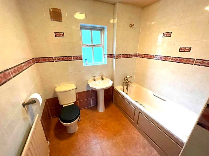 3 Bedroom Detached House For Sale In Hill Garth, Darlington, DL3