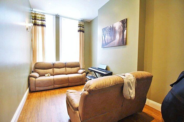 Studio To Rent In Crouch End Hill, Crouch End, London, N8