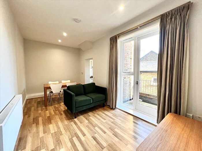 1 Bedroom Flat To Rent In Wandsworth Bridge Road, London, SW6