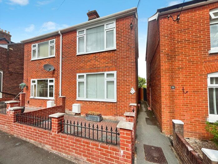 2 Bedroom Semi Detached House For Sale In Bullers Road, Farnham, Surrey, GU9