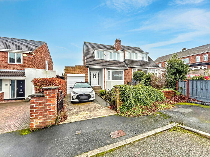 3 Bedroom Semi-Detached House For Sale In Bracken Drive, Dunston, Gateshead, Tyne And Wear, NE11