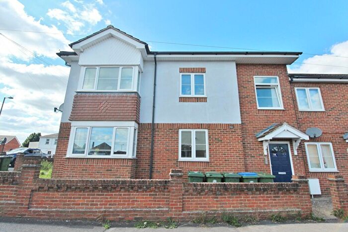 2 Bedroom Flat To Rent In King John Avenue, Portchester, PO16