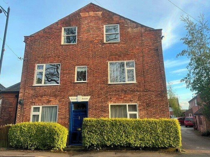 5 Bedroom Semi-Detached House For Sale In Main Street, Farnsfield, Newark, Nottinghamshire, NG22
