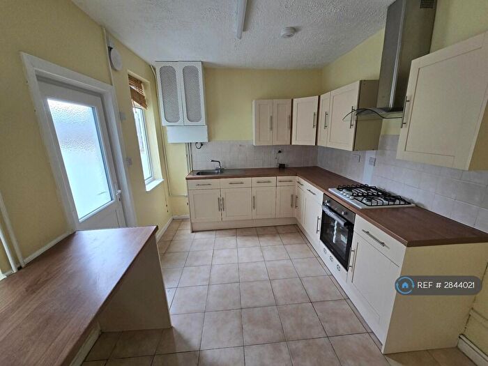 3 Bedroom Terraced House To Rent In Shaw St, Birkenhead, CH41