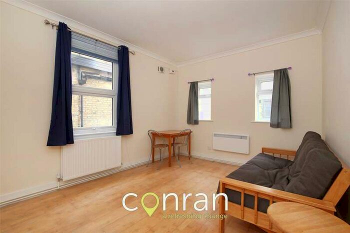 2 Bedroom Apartment To Rent In Woolwich Road, Greenwich, SE10