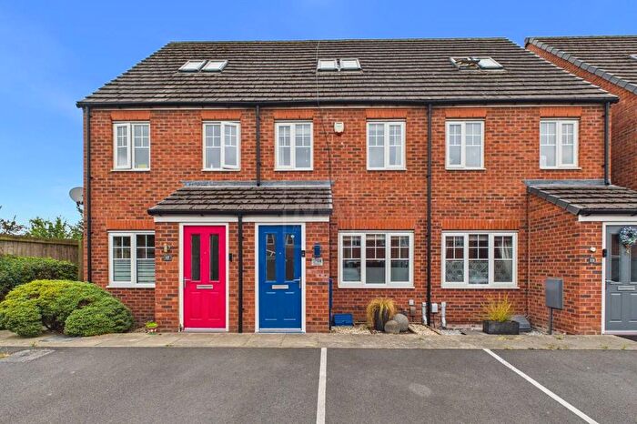 3 Bedroom Terraced House For Sale In Padley Mews, Warrington, WA1
