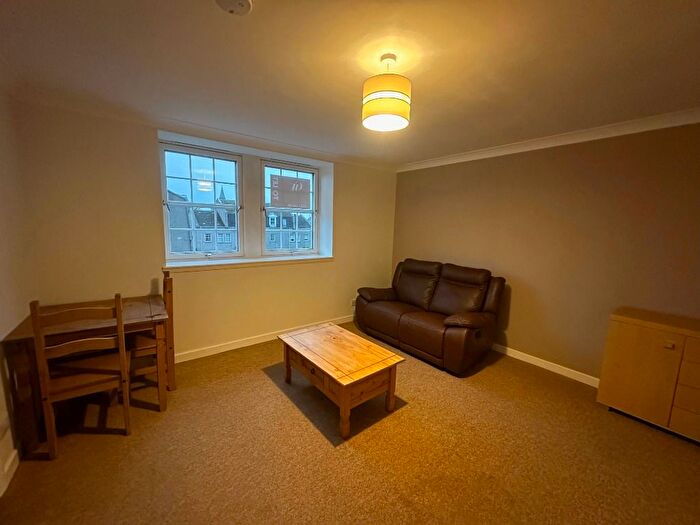 2 Bedroom Flat To Rent In Picardy Court, Rose Street, City Centre, Aberdeen, AB10