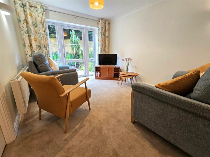 2 Bedroom Retirement Property For Sale In Malmesbury Road, Chippenham, SN15
