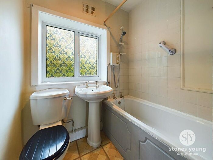 3 Bedroom Terraced House For Sale In Rockcliffe Street, Blackburn, BB2