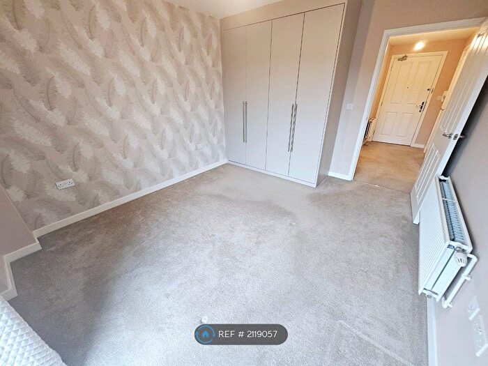 1 Bedroom Flat To Rent In Station View, Guildford, GU1