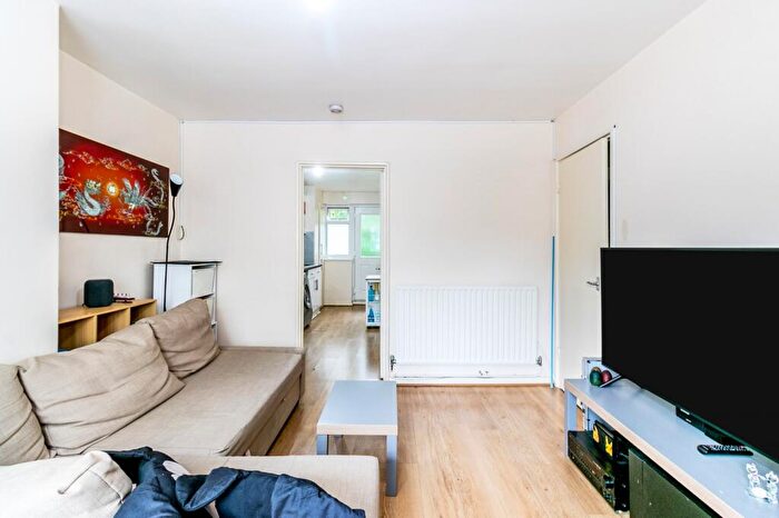 1 Bedroom Flat To Rent In Denmark Road, Kingston Upon Thames, KT1