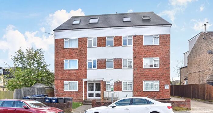 1 Bedroom Flat To Rent In Stanhope Road, London, N12