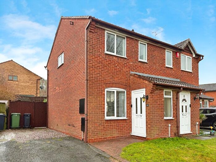 2 Bedroom Semi Detached House For Sale In Perivale Way, Stourbridge, DY8