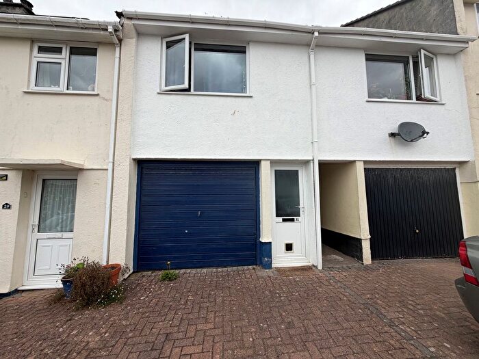 2 Bedroom Flat To Rent In Polmor Road, Penzance, TR20