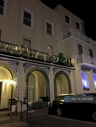 2 Bedroom Penthouse To Rent In Marine Parade, Brighton & Hove, BN2