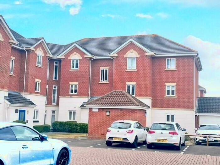 2 Bedroom Apartment To Rent In Hayling Close, Gosport, PO12