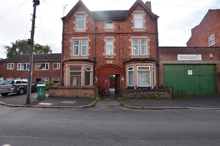 1 Bedroom Flat To Rent In Bernard Street, Nottingham, NG5