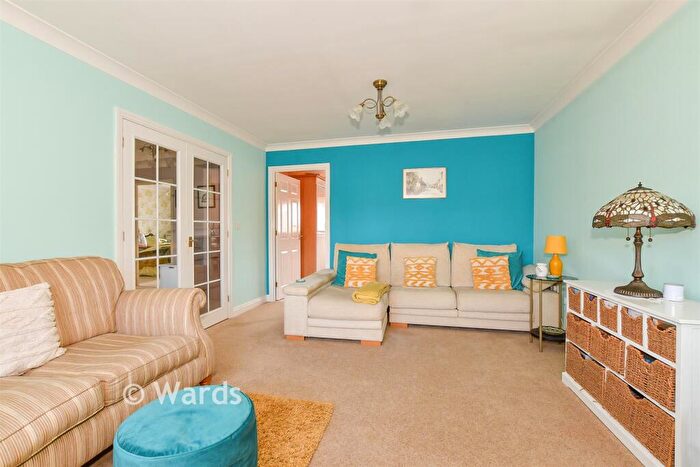 3 Bedroom Flat For Sale In Maritime Avenue, Herne Bay, Kent, CT6