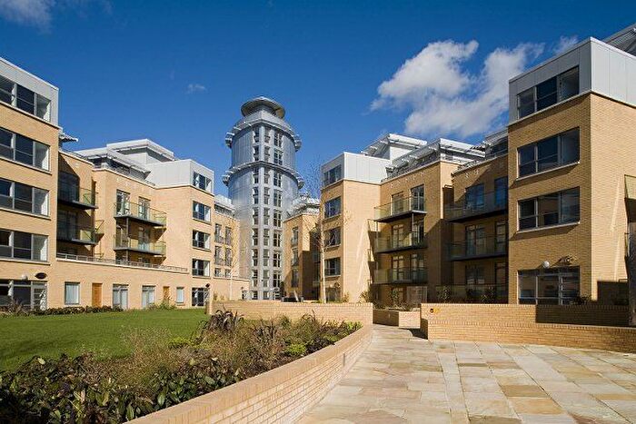 2 Bedroom Flat To Rent In The Belvedere, Homerton Street, Cambridge, CB2