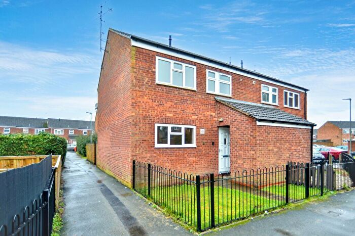 3 Bedroom Semi Detached House For Sale In Ridgemoor Road, Leominster, HR6