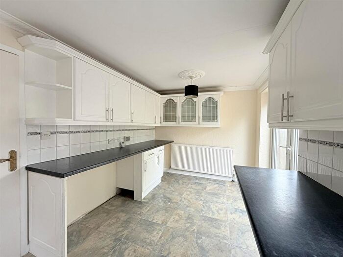 3 Bedroom Property To Rent In Andover Road, Mansfield, NG19