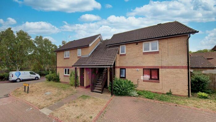 1 Bedroom Flat To Rent In Swallowfield, Werrington, Peterborough, PE4