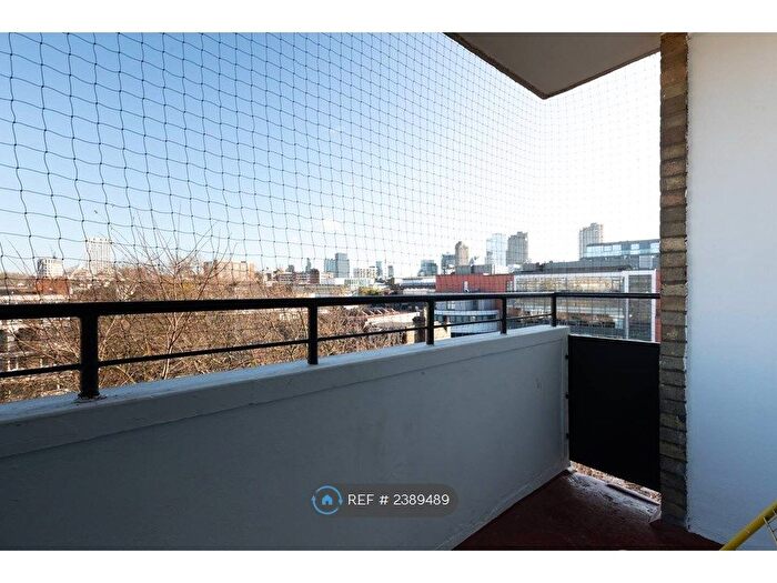 4 Bedroom Flat To Rent In Grimthorpe House, London, EC1V
