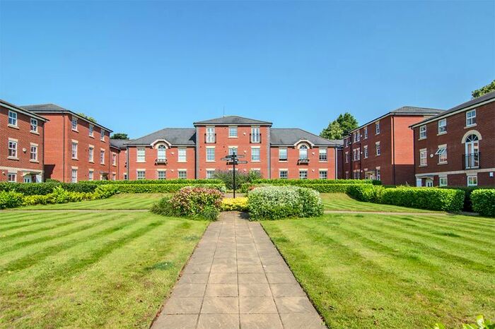 2 Bedroom Flat For Sale In Kingfisher Court, Burntwood, WS7