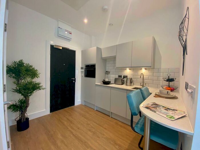 1 Bedroom Apartment To Rent In Chapter House, Howes Place, Cambridge, CB3