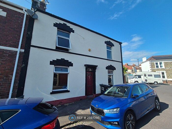 3 Bedroom End Of Terrace House To Rent In Stuart Street, Redfield, Bristol, BS5