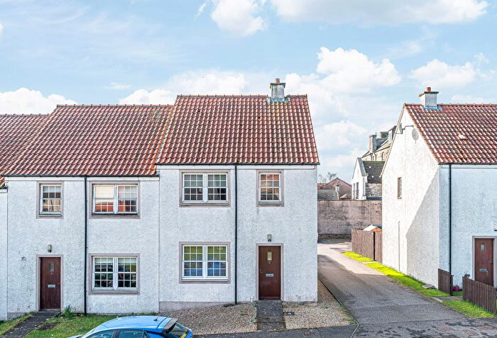 3 Bedroom End Terrace House For Sale In Orchard Place, Dysart, KY1