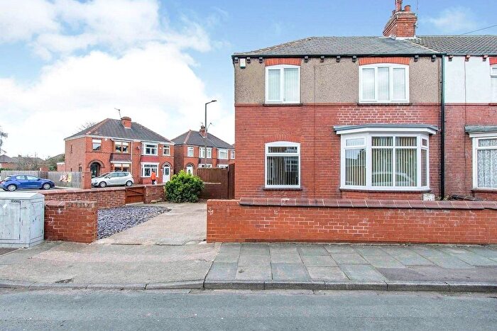 3 Bedroom Semi-Detached House To Rent In Wentworth Road, Doncaster, South Yorkshire, DN2