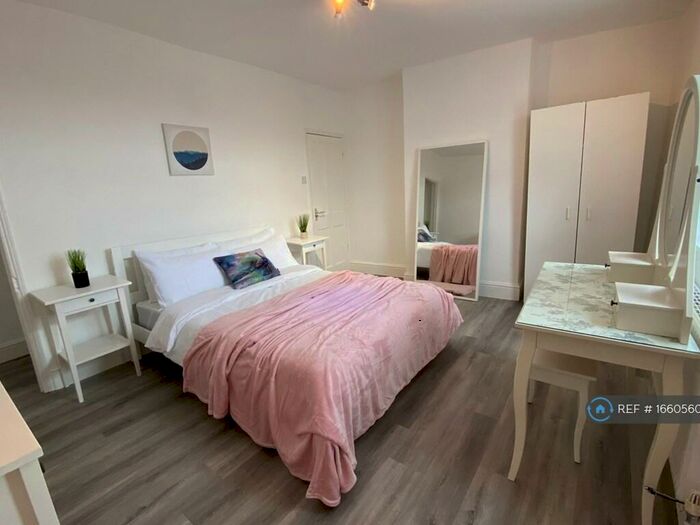 4 Bedroom Terraced House To Rent In Air Balloon Road, Bristol, BS5