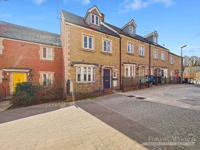 4 Bedroom Town House For Sale In Providence Court, Frome, BA11