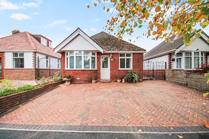 2 Bedroom Bungalow For Sale In Cleethorpes Road, Sholing, SO19