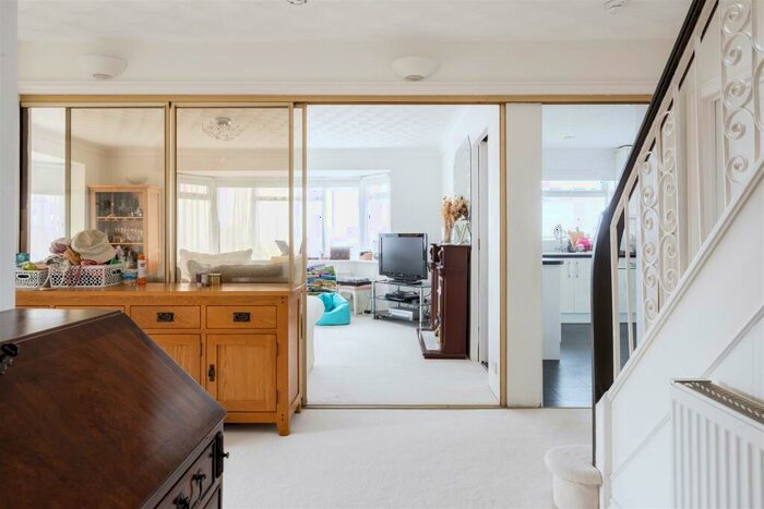 4 Bedroom Detached House For Sale In Longridge Avenue, Saltdean, BN2