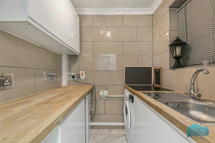 Studio To Rent In Riversdene, Highbury, London, N5