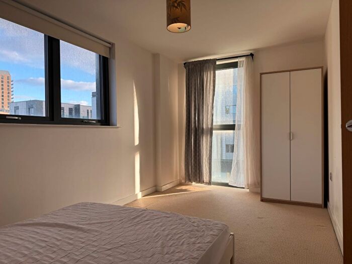 2 Bedroom Flat To Rent In Lebus Street, London, N17