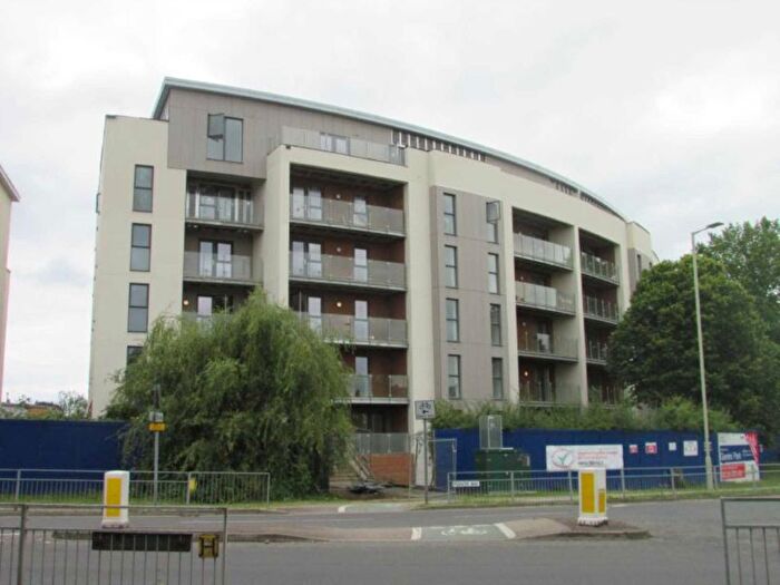 2 Bedroom Flat To Rent In Gemini Park, Manor Way, WD6