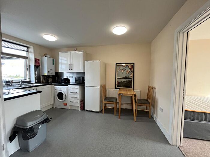2 Bedroom Flat To Rent In Filton Avenue, Horfield, South Gloucestershire, BS7
