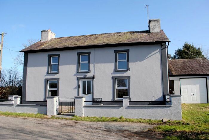 3 Bedroom Detached House For Sale In Llanrhystud, SY23