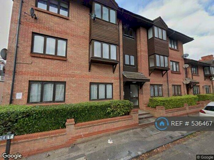 2 Bedroom Flat To Rent In Gladstone Street, Kettering, NN16