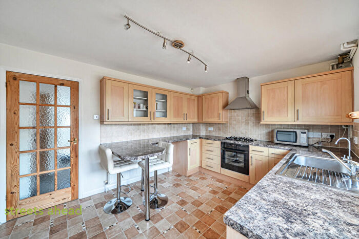 3 Bedroom End Of Terrace House To Rent In Hillside Avenue, Purley, CR8